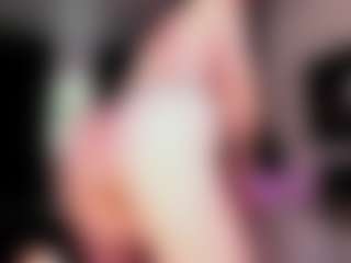 MiraYoung's Live Sex Cam Show