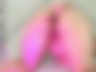 Live cam show with sofia lopez - Moaning on SquirtSoMuch