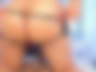 HeidiFoxxx's Live Sex Cam Show