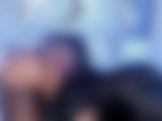 Live cam show with HeidiFoxxx - Black Blowjob on Camsoda