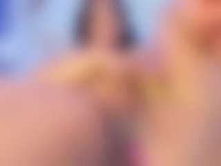 Live cam show with HeidiFoxxx - Tease Black on TeamSkeetLive