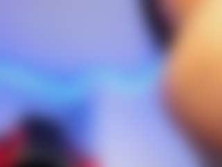 Live cam show with HeidiFoxxx - Bikini on eurowanks.com