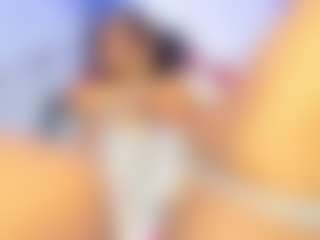 Live cam show with HeidiFoxxx - Bedroom on xxxlivecams.org