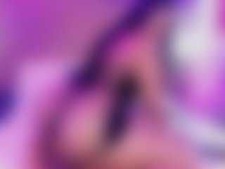 Live cam show with HeidiFoxxx - Black Blowjob on infinitiblacc.com