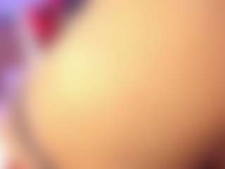 Live cam show with HeidiFoxxx - Thong on CamwithHer