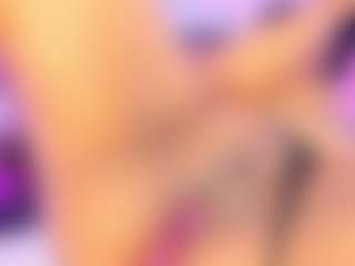 Live cam show with HeidiFoxxx - Big Tits on Camversity