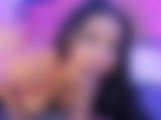 Live cam show with HeidiFoxxx - Ebony Big Tits on Camsoda | colombia