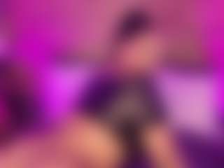 HeidiFoxxx's Live Sex Cam Show