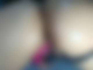Live cam show with miss-dulce - Normal on CamwithHer
