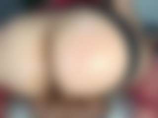 Live cam show with miss-dulce - Living Room on https://playwithruby.com