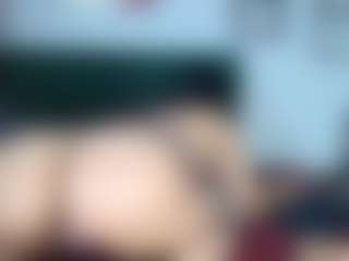 Live cam show with miss-dulce - Fuck on CamClone
