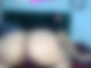 Live cam show with miss-dulce - Thong on Cam Slut