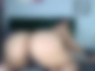 Live cam show with miss-dulce - Normal on Streamer API