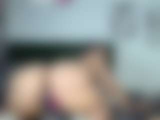 Live cam show with miss-dulce - Dirty on Camsoda