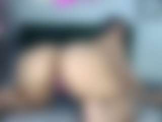 Live cam show with miss-dulce - White on parknlotfishbdy | colombia