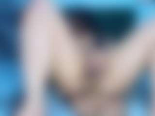 Live cam show with miss-dulce - Bikini on Dolls Live