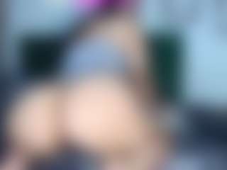 Live cam show with miss-dulce - Bikini on Mixed Magazine Live