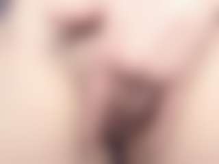 Live cam show with Agathaa-ks - Amateur on CamSodaAdn