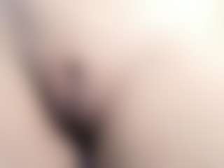 Live cam show with Agathaa-ks - Anal Teen (18+) on Sweet Sext