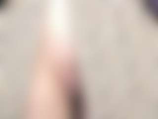 Live cam show with Agathaa-ks - Blonde Hair Teen (18+) on xfollow cams
