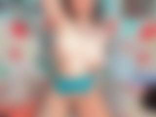 Live cam show with is-oriana - Bedroom Teen (18+) on hrnylive.com