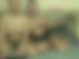 Live cam show with SarahDreamy - Lesbian on Soda Cam