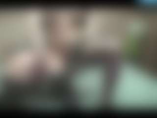 Live cam show with SarahDreamy - Blue Eyes on SmokeAndPoke