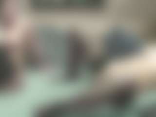 Live cam show with SarahDreamy - Shaved Pussy on camgirlchat.live