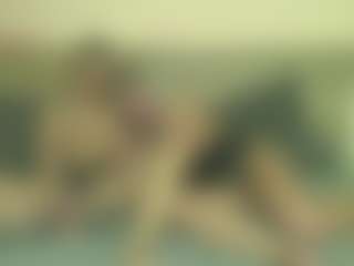 Live cam show with SarahDreamy - Flashing on boobsie.com