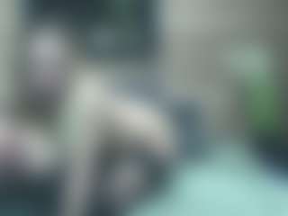 Live cam show with SarahDreamy - Squirt on Mixed Magazine Live
