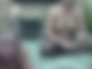 Live cam show with SarahDreamy - Blue Eyes on xblisslive.com