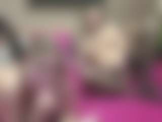 Live cam show with SarahDreamy - Lesbian on Camsoda