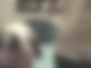 Live cam show with SarahDreamy - Lesbian on AdultVida.com
