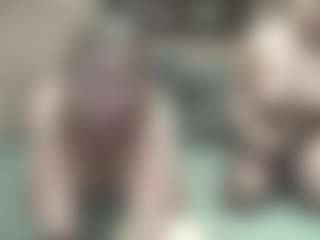 Live cam show with SarahDreamy - Blonde Hair on luckytryst.com