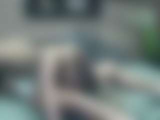 Live cam show with SarahDreamy - Lesbian on Gym Cam Girls