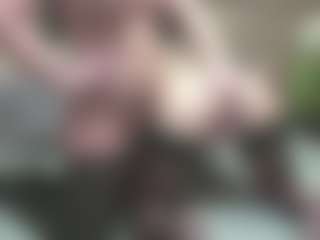 Live cam show with SarahDreamy - Strip on Camiplay Live