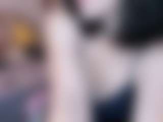 Live cam show with Violet - Petite Teen (18+) on Milfs Live