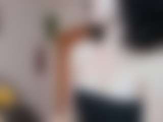 Live cam show with Violet - Small Tits Teen (18+) on livesuperchat.net