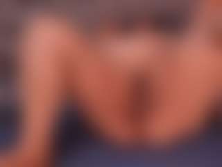 Andrea-Belucci's Live Sex Cam Show