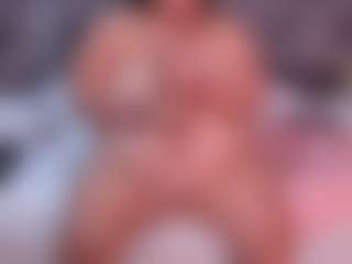 Andrea-Belucci's Live Sex Cam Show