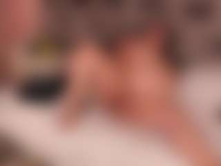 Andrea-Belucci's Live Sex Cam Show