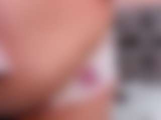 Andrea-Belucci's Live Sex Cam Show