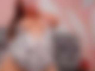 Andrea-Belucci's Live Sex Cam Show