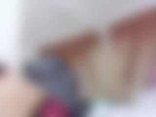 Andrea-Belucci's Live Sex Cam Show