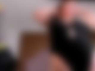 Andrea-Belucci's Live Sex Cam Show