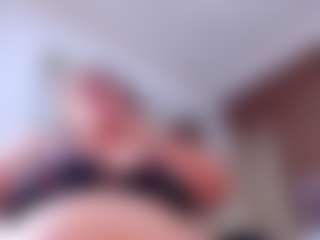 Andrea-Belucci's Live Sex Cam Show