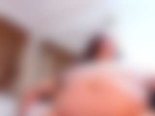 Andrea-Belucci's Live Sex Cam Show