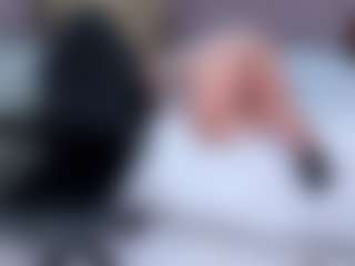 Andrea-Belucci's Live Sex Cam Show