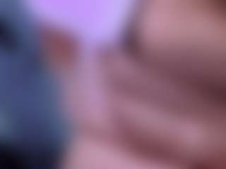 Live cam show with Andrea-Belucci - Red Hair on Uber Horny