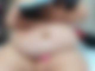 Andrea-Belucci's Live Sex Cam Show